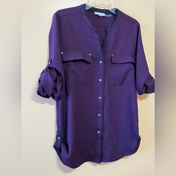 Calvin Klein button down blouse w/ two front pockets - Picture 2 of 10